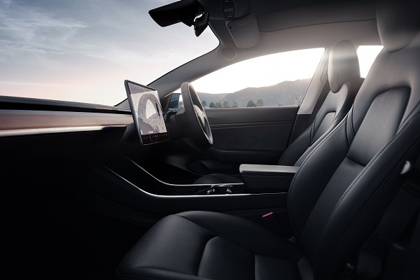 Kia commits to mobility services