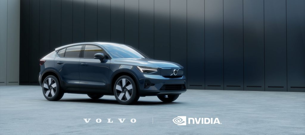 Ein Volvo mit Schriftzug Volvo und NVIDIA